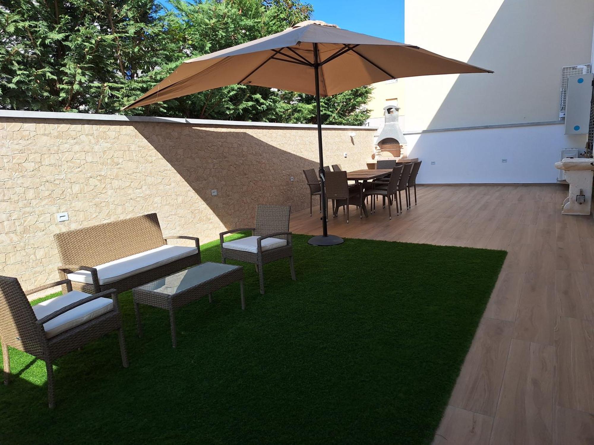 Dd House Family Holiday Apartment Чечина Екстер'єр фото